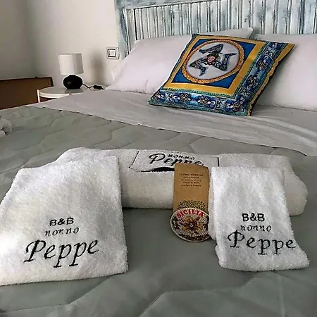 לינה וארוחת בוקר Nonno Peppe פלרמו
